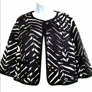 Black White Cropped Cotton Blazer Jacket Medium Casual Summer Officecore